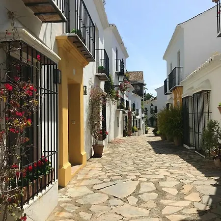 Camino De La Cruz Apartment *