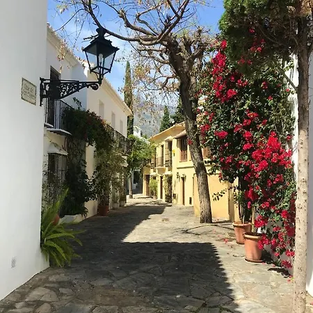 Camino De La Cruz Apartment Marbella